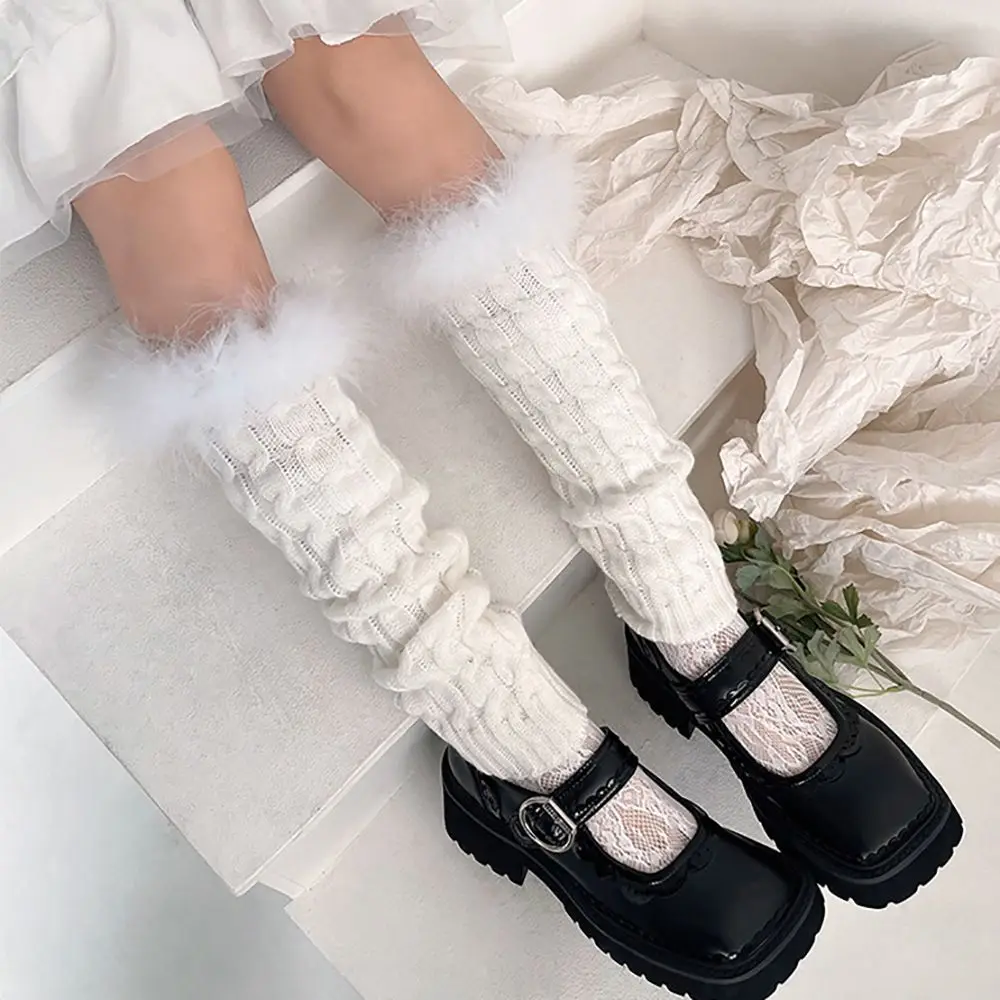 Рисунок 2 - Женское однотонное зимнее трикотажное