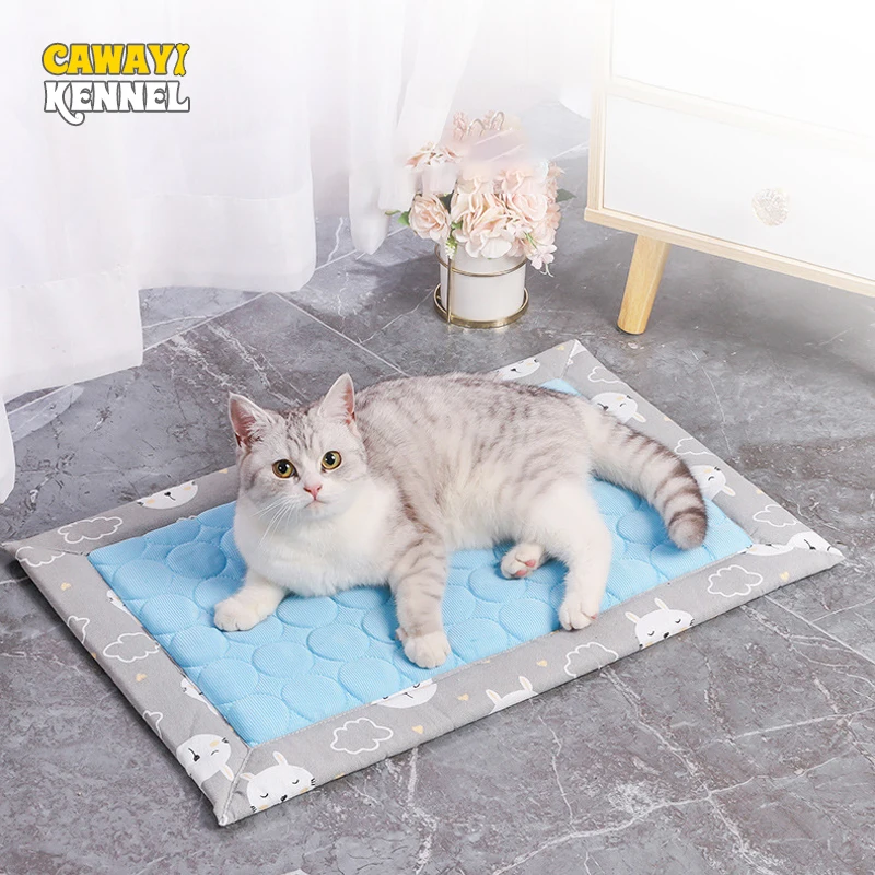 

CAWAYI KENNEL Dog Cooling Mat Pet Ice Pad Teddy Mattress Pet Cool Mat Bed Cat Summer Keep Cool Ice Silk Cooling Dog Mat for Dogs