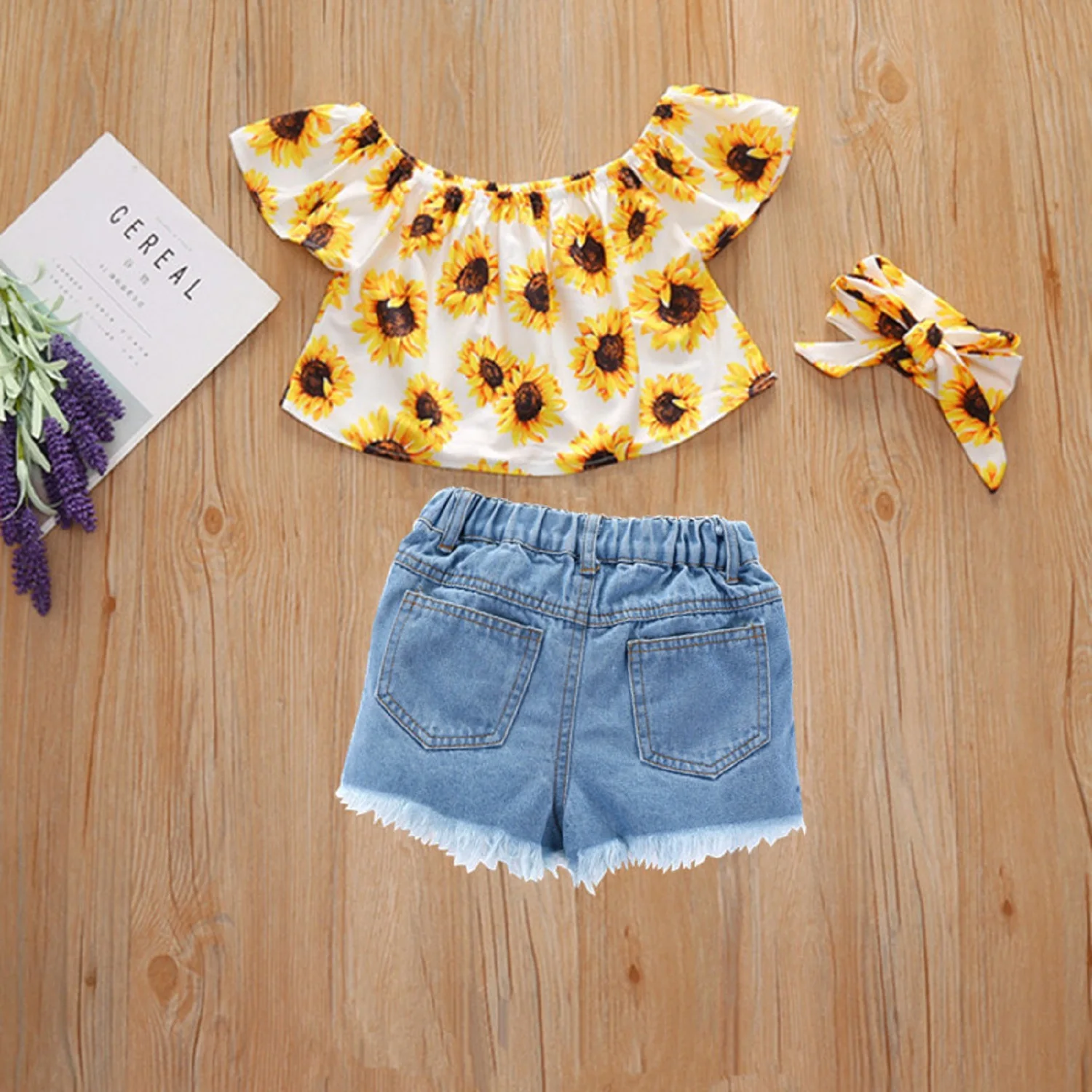 

1-6Y Kids Baby Girls Clothes Sets 2021 Summer Sunflower Off Shoulder Short Sleeve Blouse +Denim Shorts Fashion Child Outfits