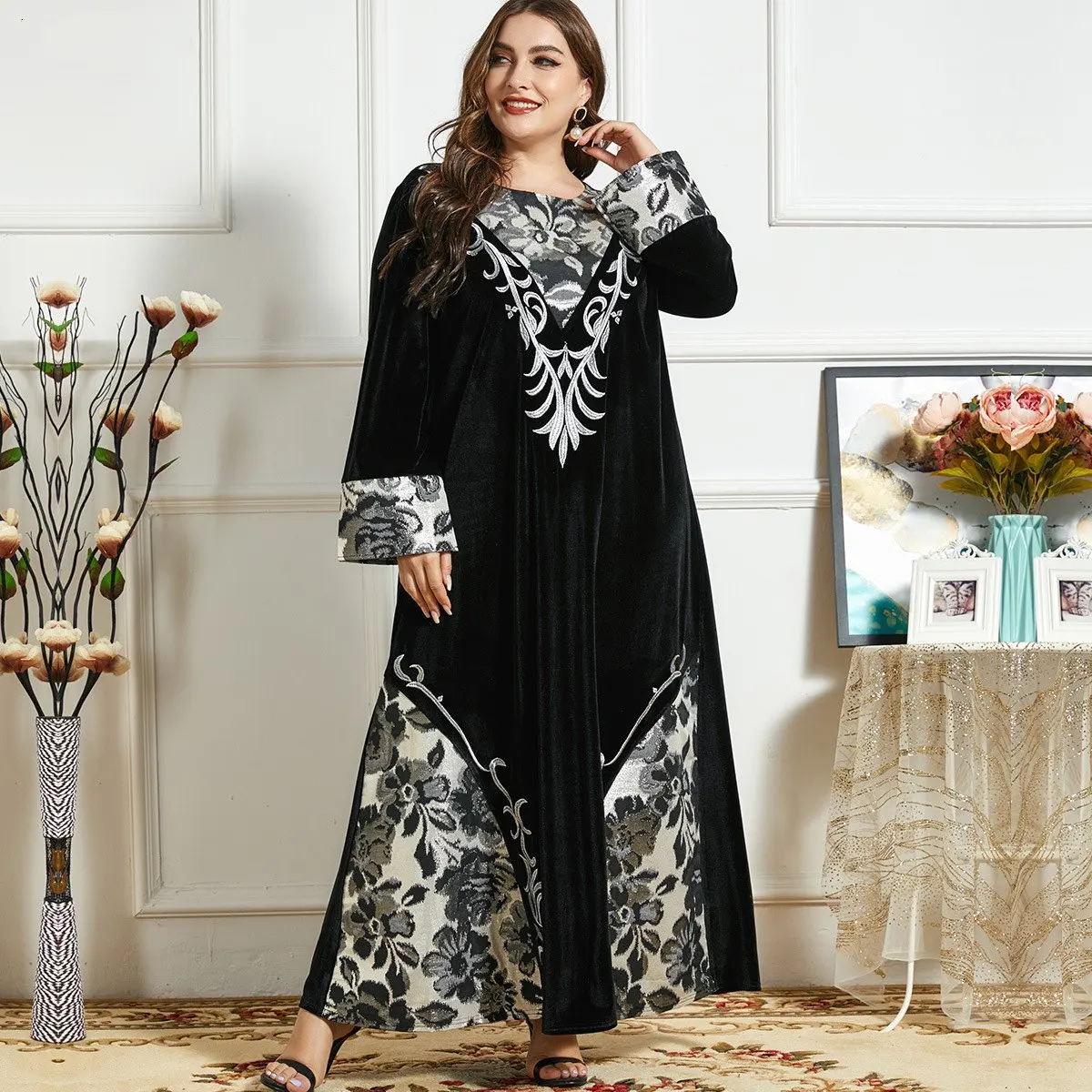 

Oversized Dresses Patchwork Velvet Dress Women Long Dress Indie Folk Loose Arabic Muslim Dress Ankle-Length Party Dress