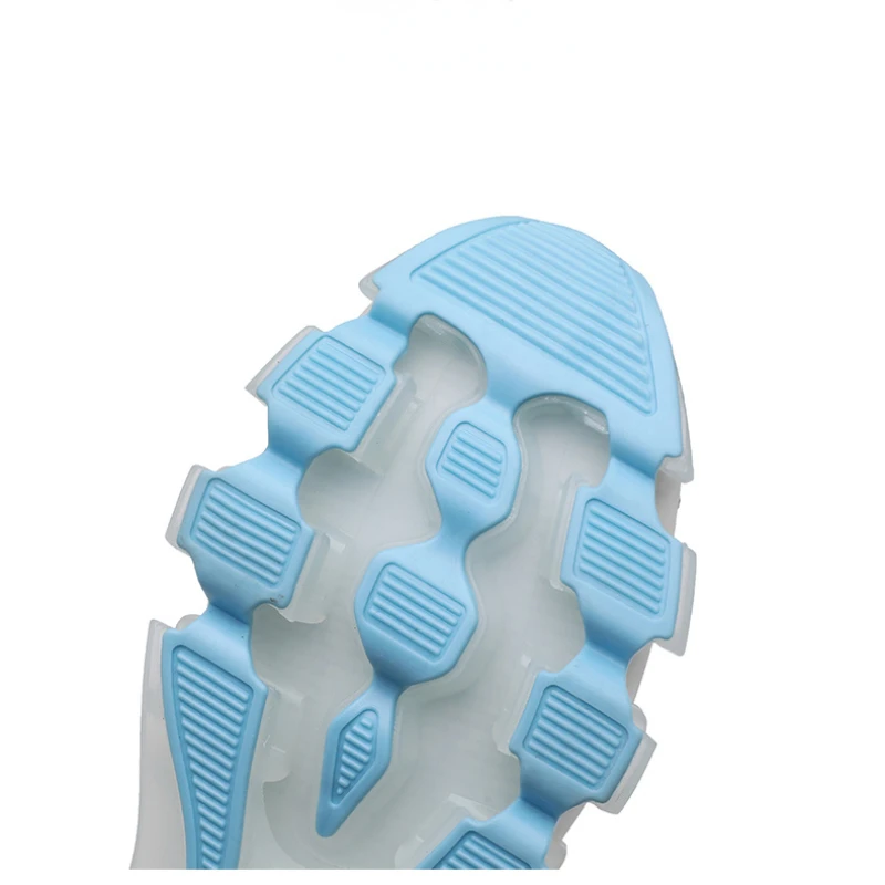 2020 New Men Professional Running Shoes Blade Bottom Top Designer Sneakers Fashion Light Running Casual Breathable Running Shoes