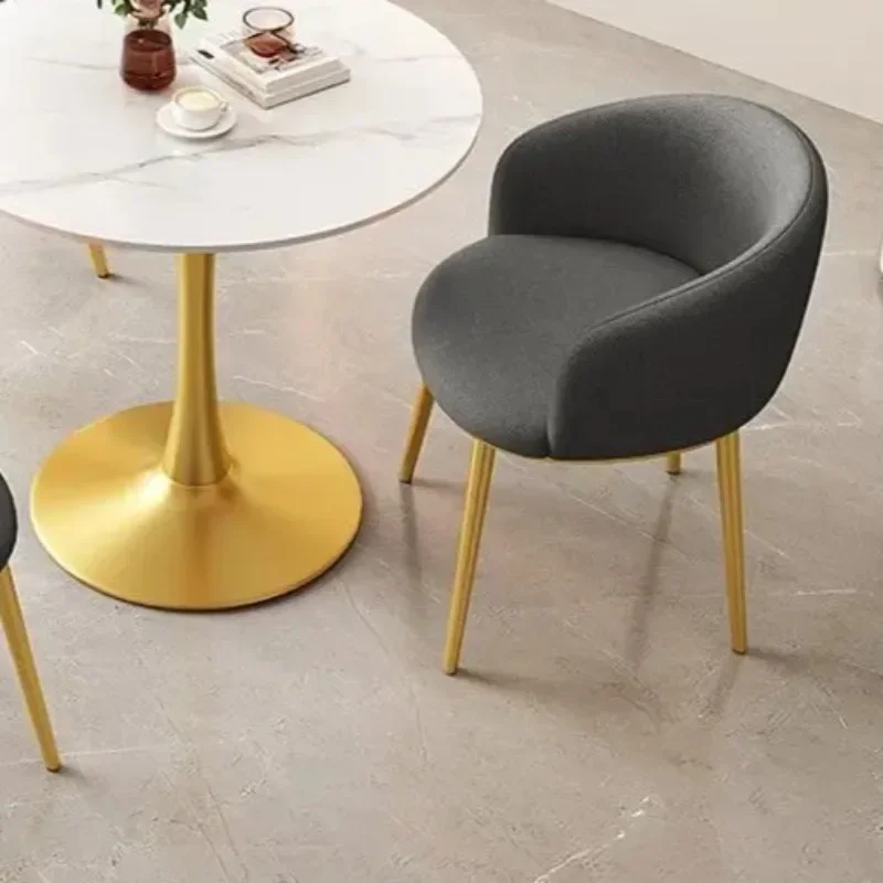 Договориться стол для отдыха и стул комбинация ресепшн продажа офиса отеля