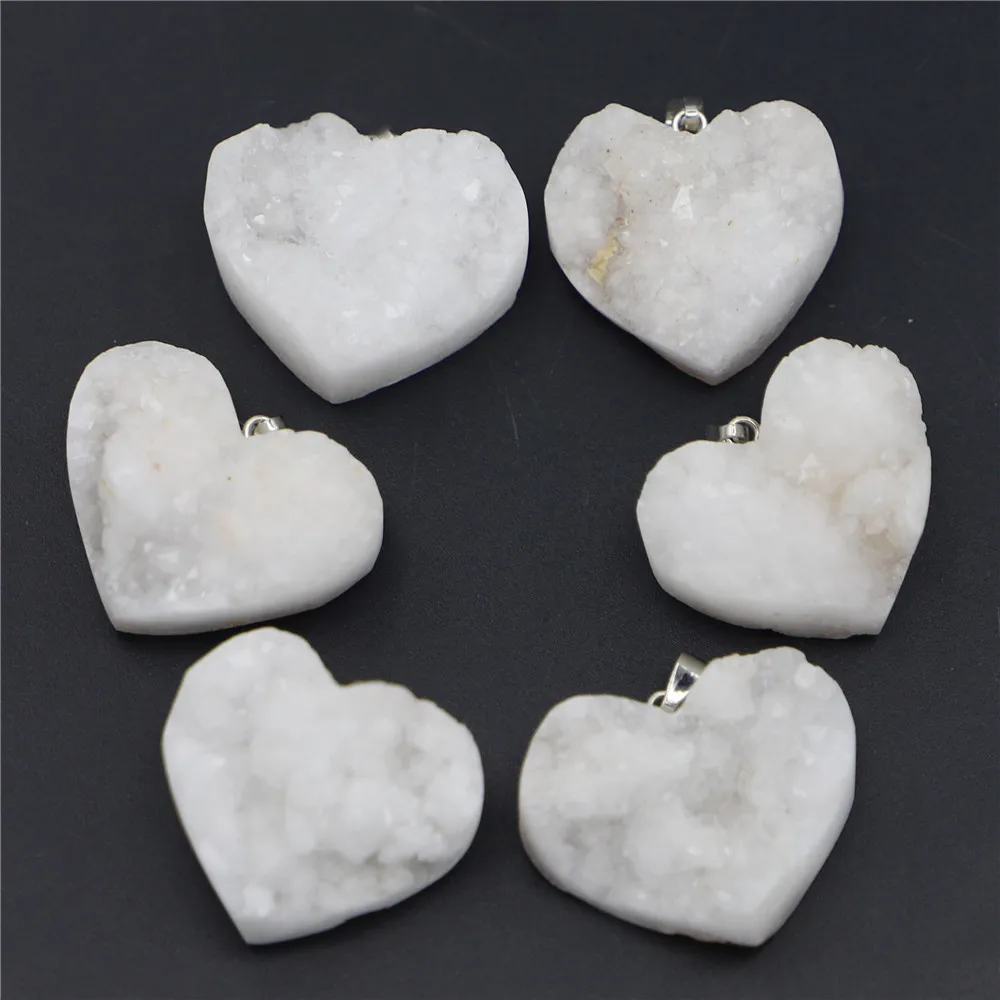 

Hot Wire Heart Freeform Natural Stone Agates Druzys Pendant Necklace Handcrafted Plate AB Color for Fashion Jewelry Making 6PCS