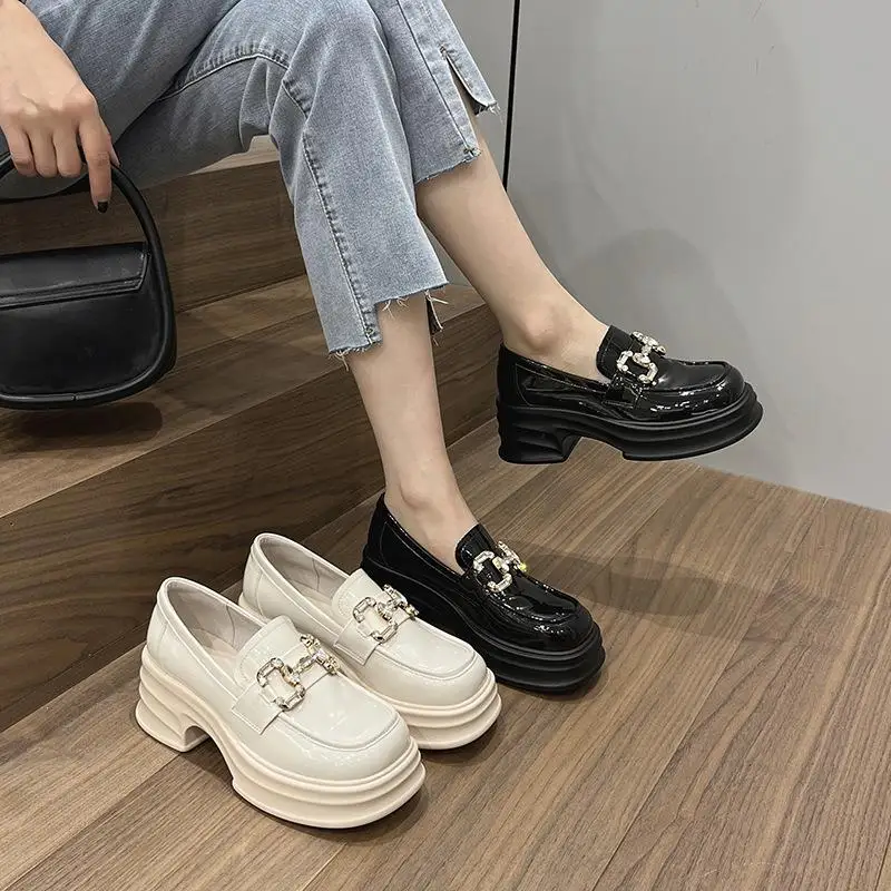 Женские лоферы на толстой подошве новые весенние однослойные туфли Muffin