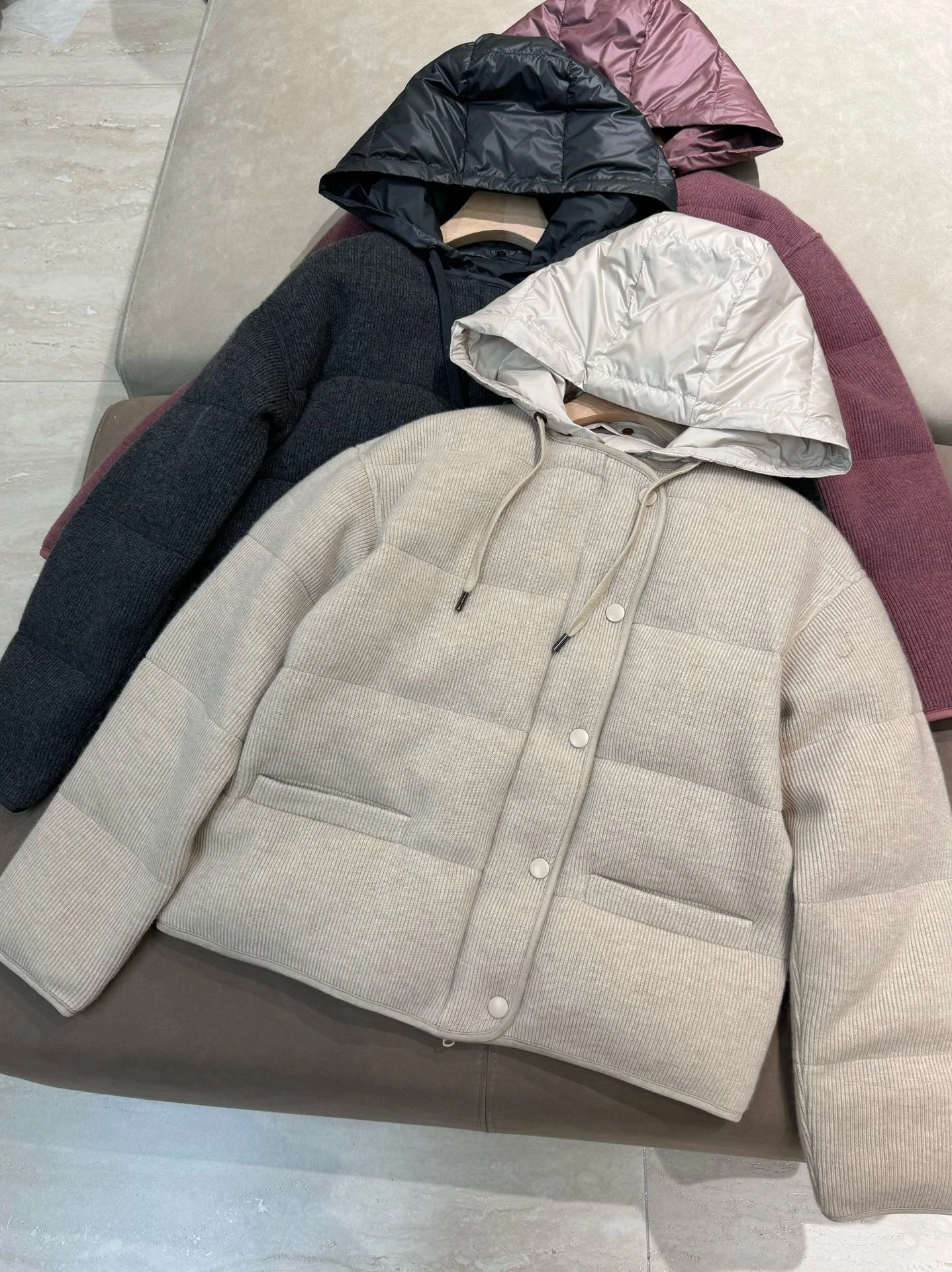 Осень-зима B * C женская кашемировая вязаная куртка на гусином пуху с капюшоном