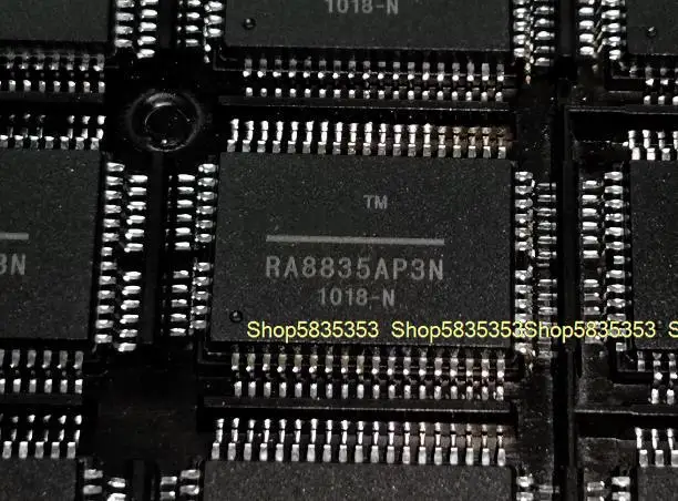 

5-10PCS New RA8835P3N RA8835AP3N QFP-60 LCD driver chip