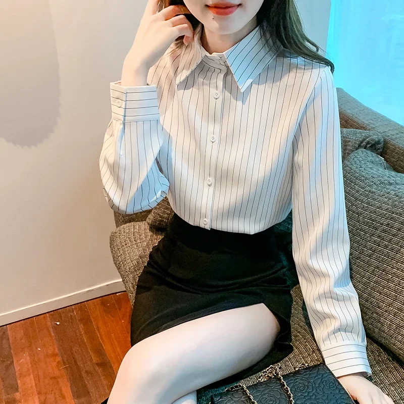 Новая женская рубашка с длинным рукавом в полоску отложным воротником шифоновая