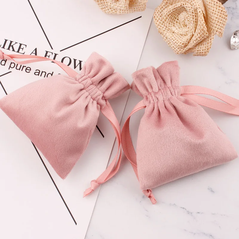 

50pcs Velvet Pouches Jewelry Packaging Bag for Makeup Eyelash Bead Storage Bags Flannel Drawstring Sachet Custom Logo Wedding