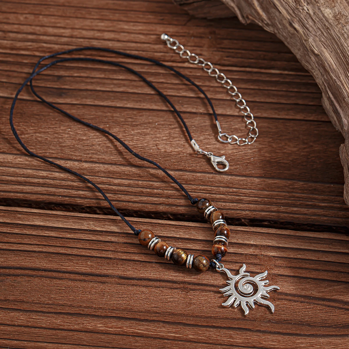 Мужское ожерелье из тигрового глаза