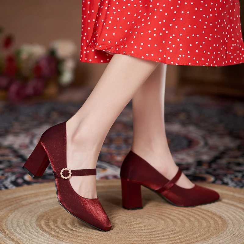 

Туфли-лодочки женские с бантом и жемчугом, на высоком каблуке