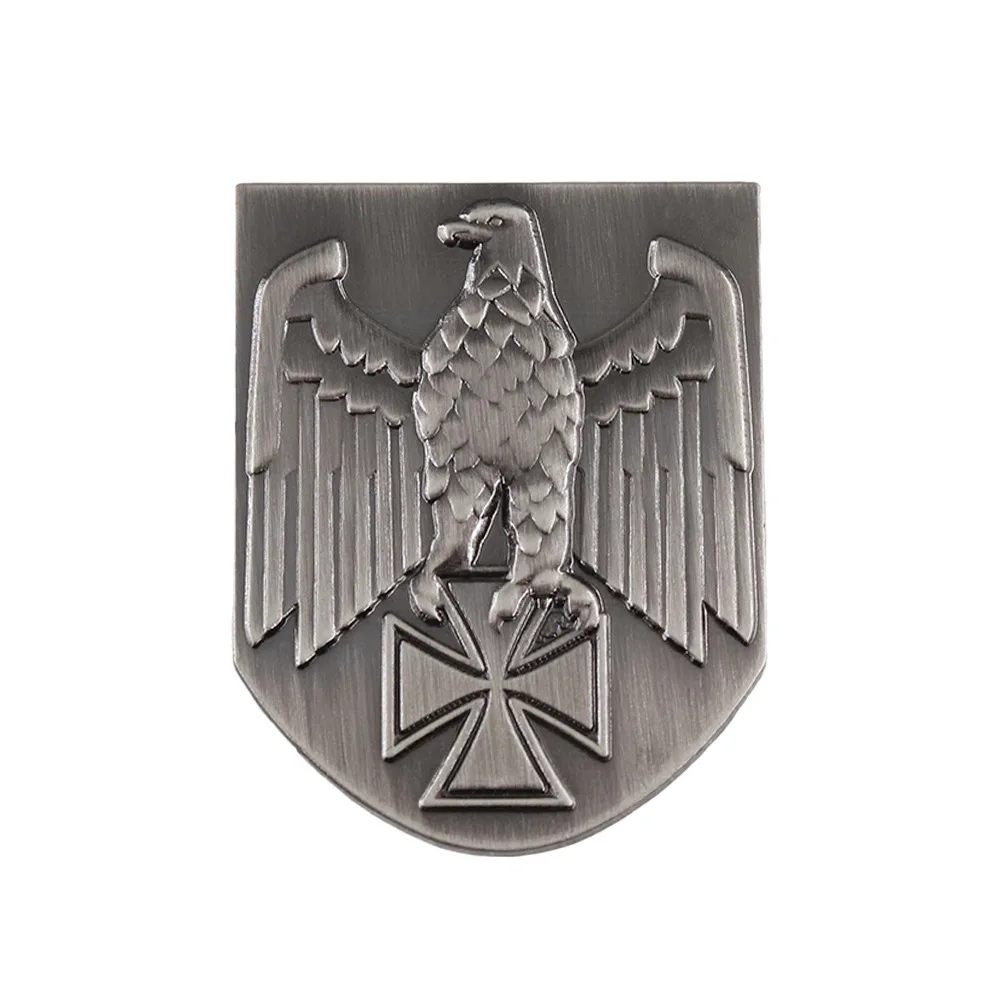 

Ретро брошь с крестом и орлом