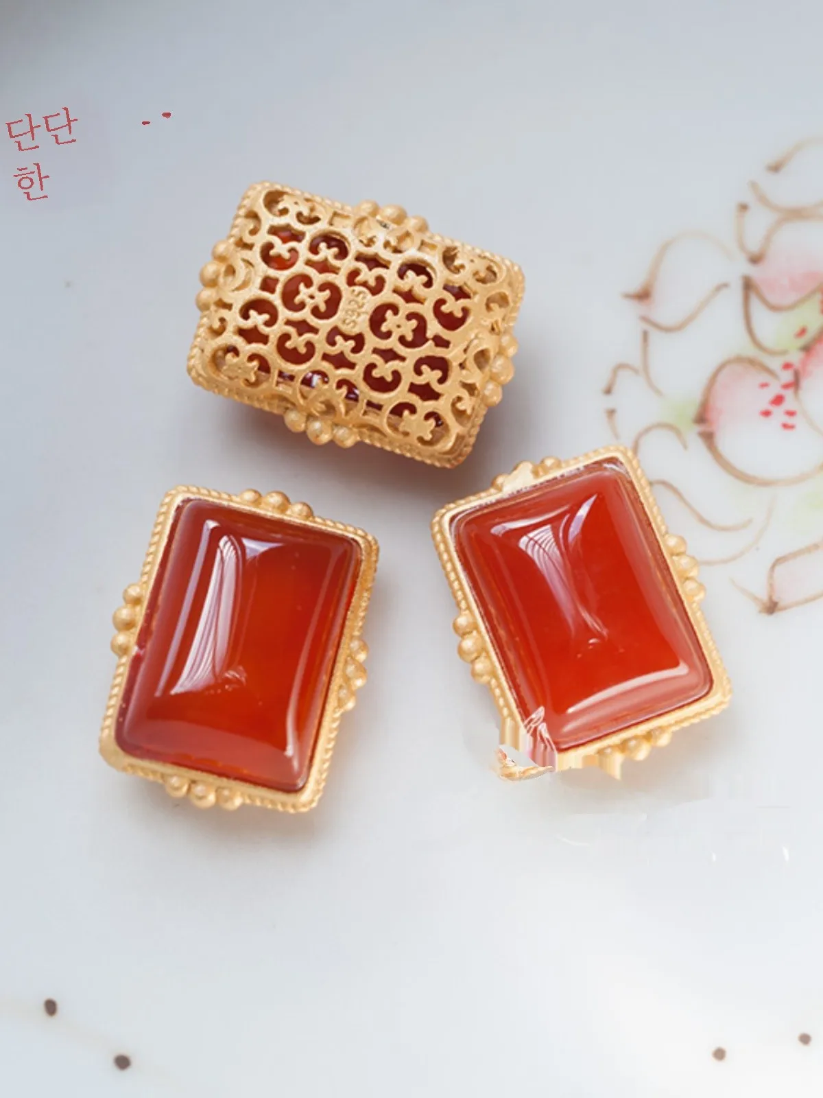 Бамбуковая слива инкрустированный пчелиным воском яшма аквамарин турмалин