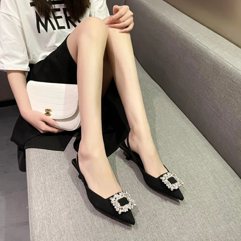 24 женские босоножки на низком каблуке французские телесные сандалии с