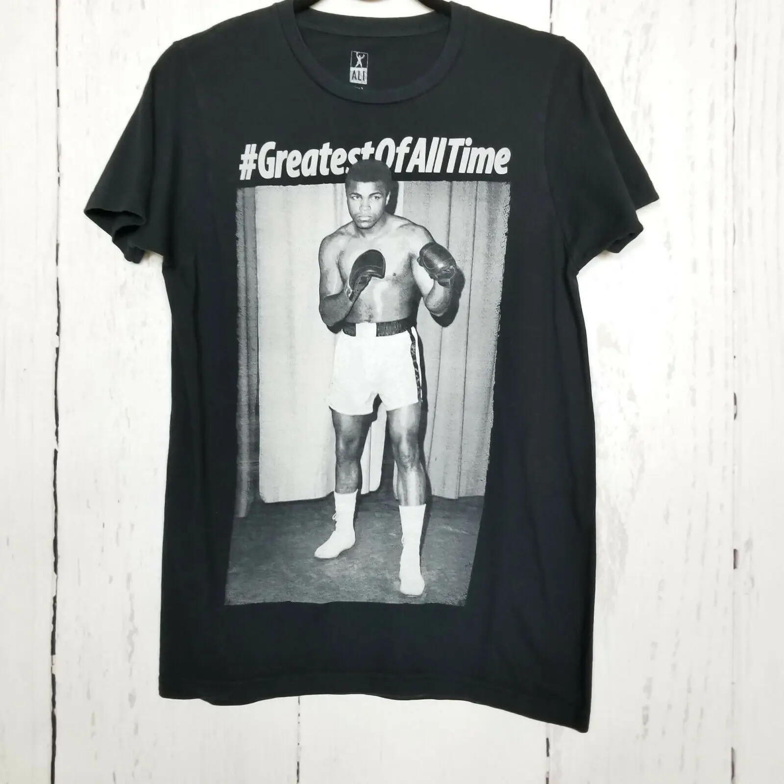 

Футболка боксерская черная, 100% хлопок, с коротким рукавом и круглым вырезом