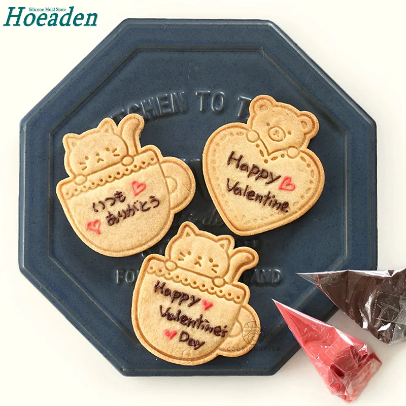

2Pcs/Set Bear Cat Love Heart Biscuit Mold Valentine's Day 3D Cartoon Cookie Mold Cookie Cutter Fondant Molds Baking Accessories