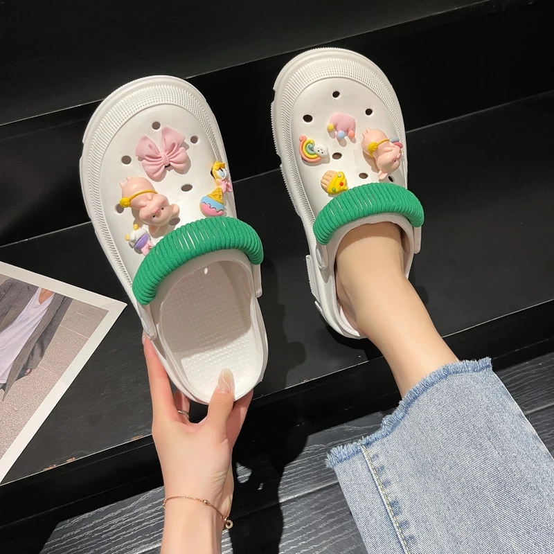 

Flat Shoes Female Slippers Casual Summer Clogs Woman Slides Pantofle Platform Low Med Luxury Beach 2022 Rubber Rome PU Cartoon A