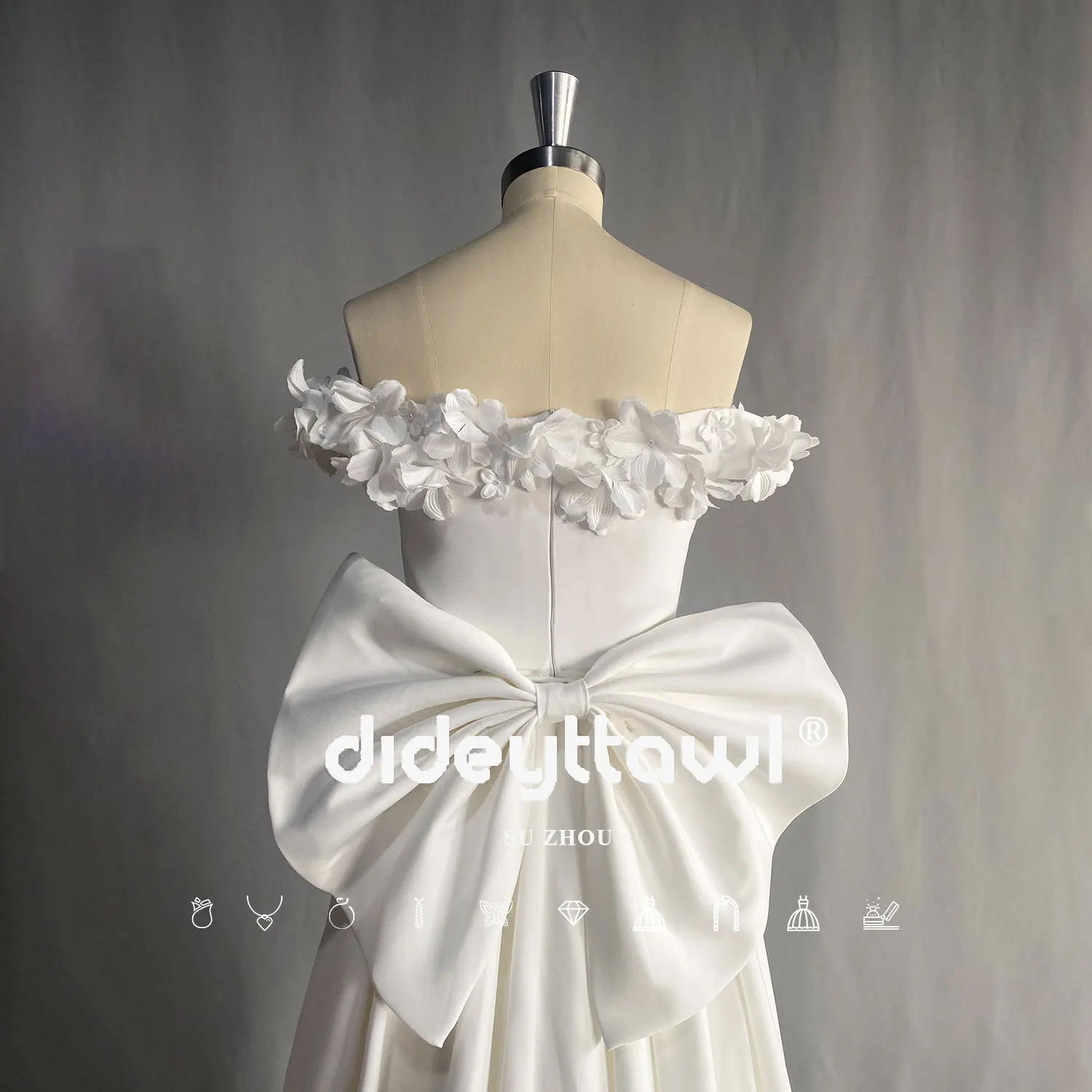 Рисунок 6 - Женское атласное платье с длинным рукавом DIDEYTTAWL