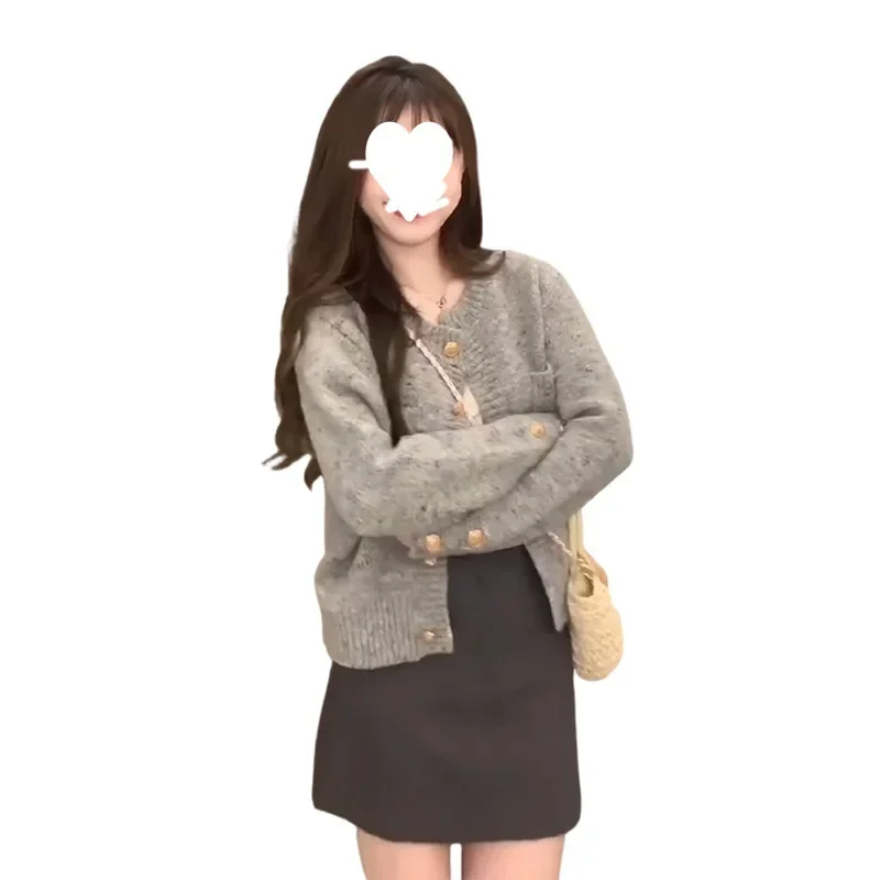 Новинка 2024 стильный корейский серый свитер укороченный Женский вязаный кардиган