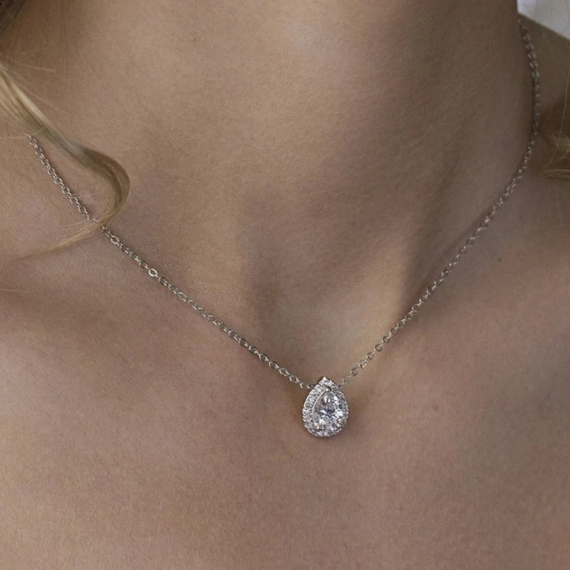 

New Fashion Lady Simple Gorgeous Necklace Wedding Ceremony Accessories with Bright Crystal Chic Versatile Jewelry for Women