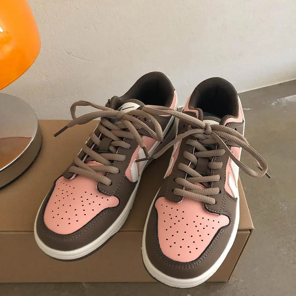 

Designer Women Pink Sneakers Patchwork Cute Shoes Breathable Thick Heels Sneakers Casual High Top Running Platform For Student