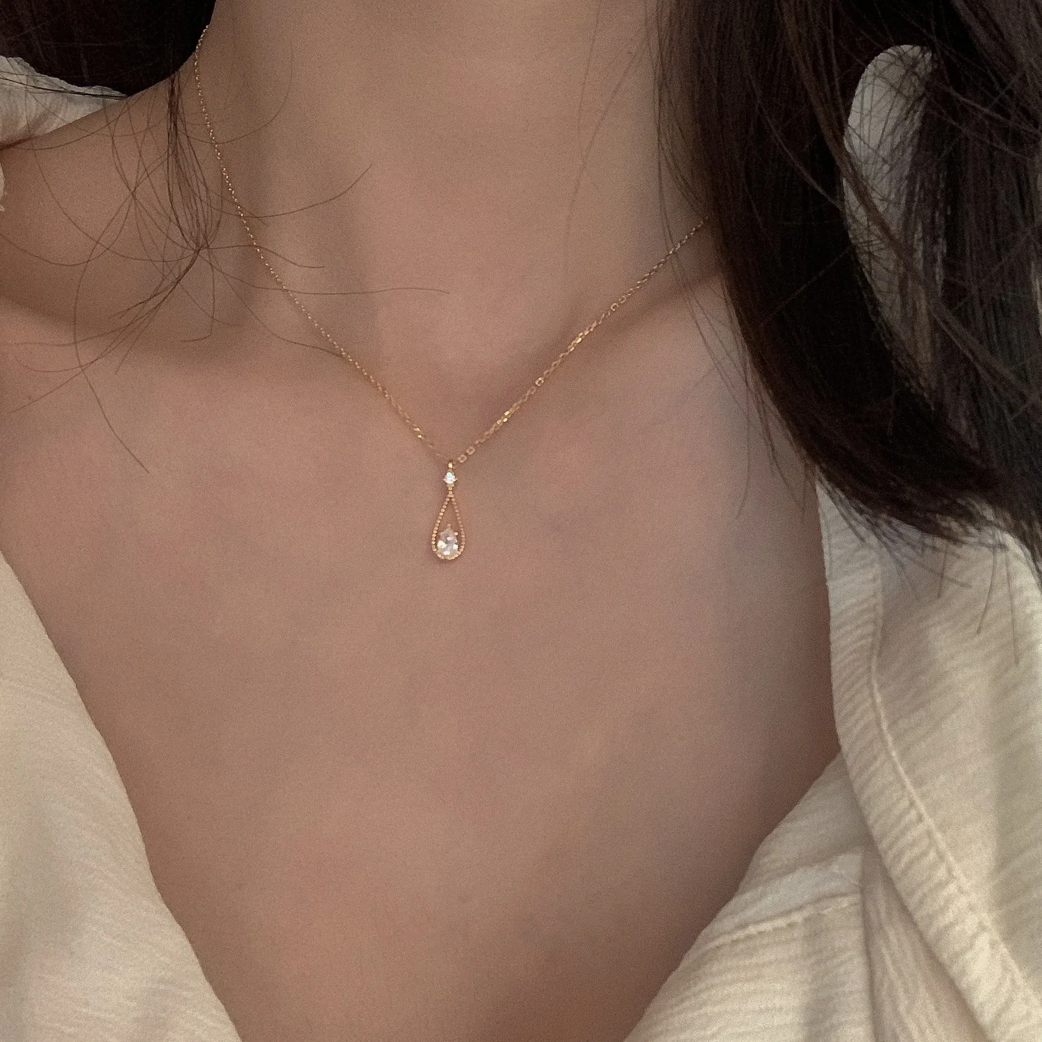 

At "Ten Thousand" Necklaces Zircon Droplets Super Fairy Method Decay Female Students Collarbone Chain Ins Cold Wind Wholesale