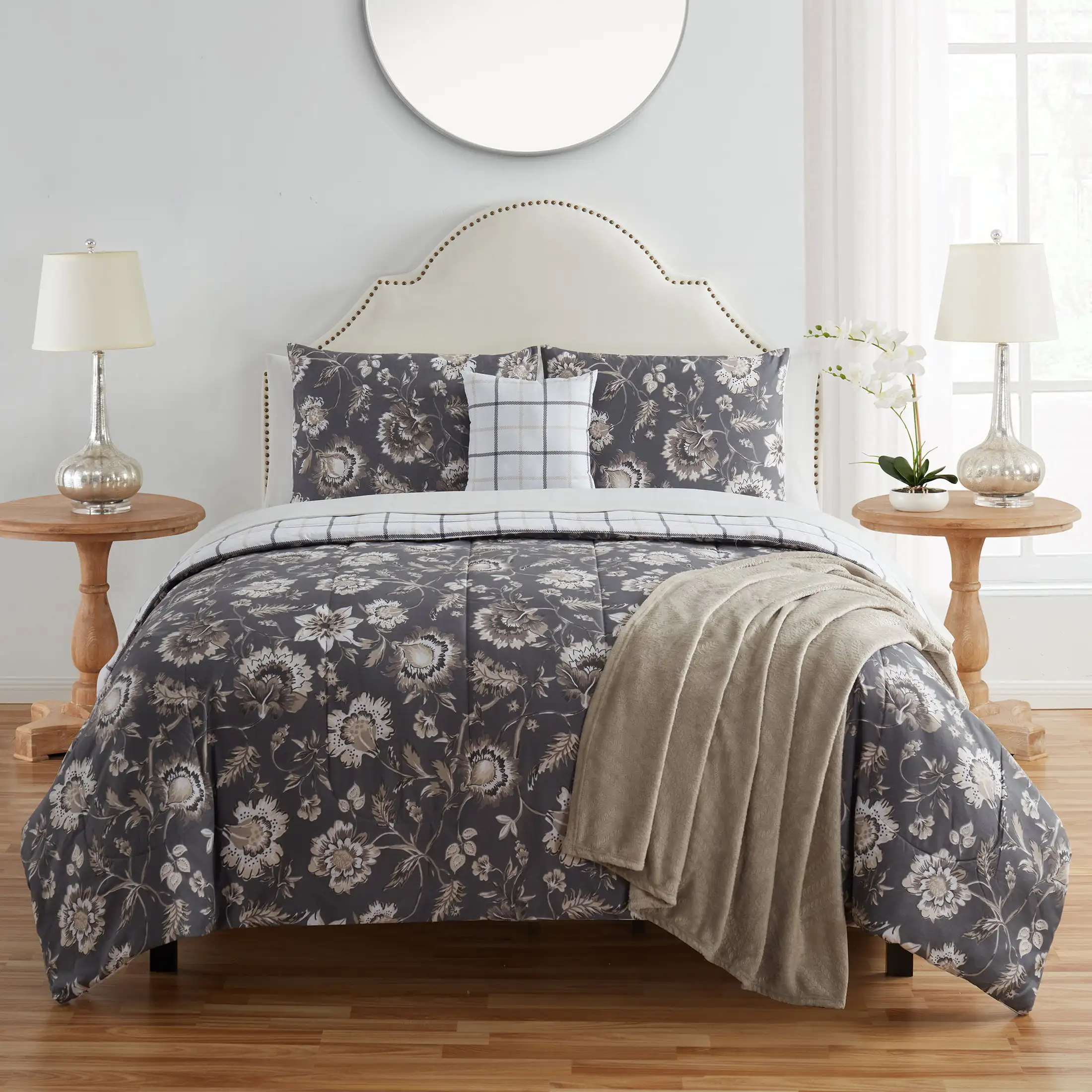 

VCNY Home Miel 9-Piece Grey/Tan Floral Polyester Bed in a Bag, FullDouble duvet