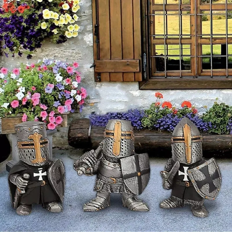 

New Gardening Knight Gnomes Guard Sculpture Decor Medieval Knight of The Cross Templar Crusader Figurine Armor Home Resin Decor