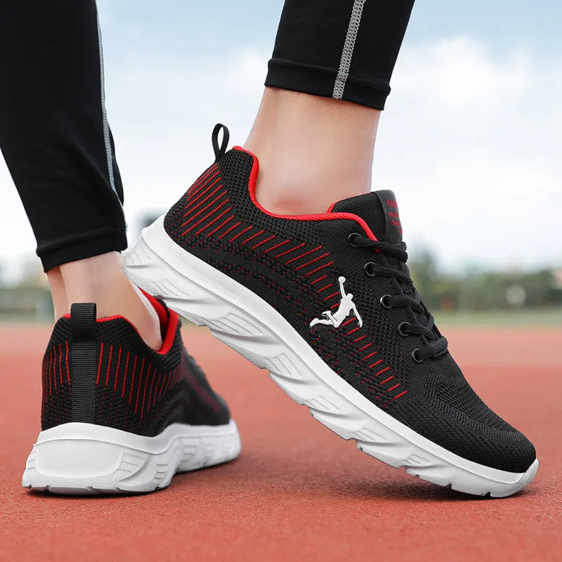 Spring Hot Sale Cheap Red Men's Running Sneakers Mesh Breathable Trainers Shoes Men Lightweight Non-slip Sport Shoes For Man