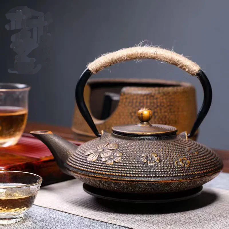 

Чугунный чайник для чая с цветами вишни, 900 мл, чайник, чайные аксессуары, чайный набор, домашний декор для друзей, семьи, свадьбы, влюбленных чая