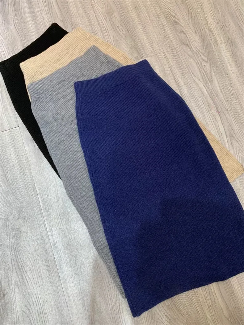 Женский трикотажный жакет с двойной молнией и круглым вырезом