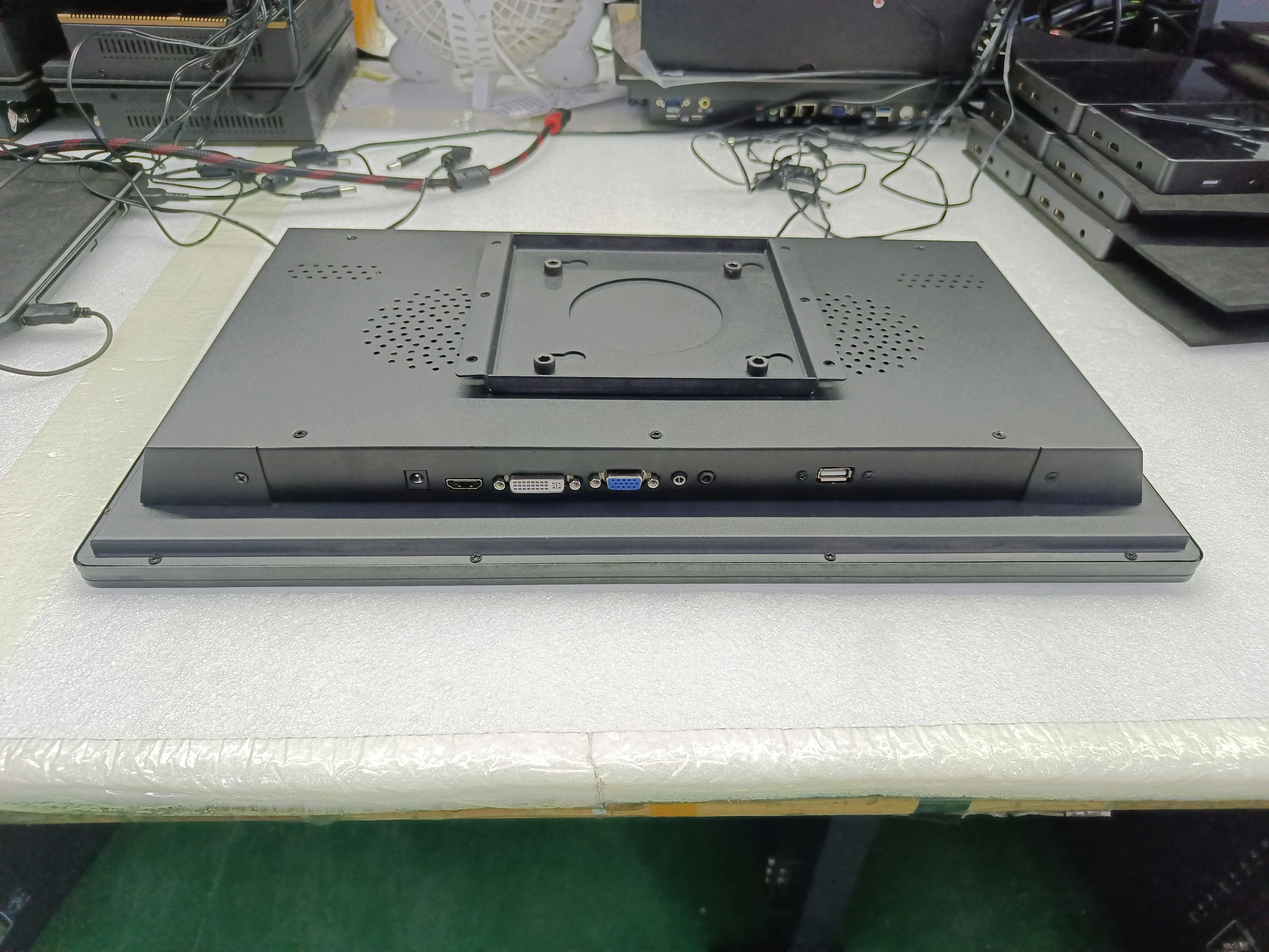 21 5-дюймовый сенсорный экран IP65 высокая яркость 500 нит 1000 платежный киоск