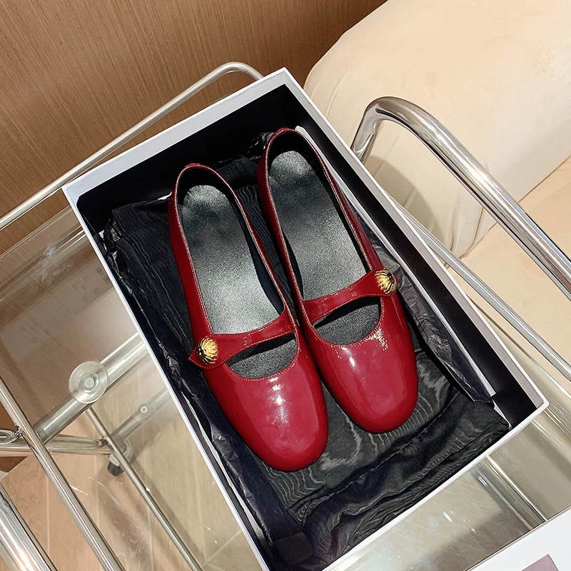 

2022 Women Mary Janes Shoes Genuine Patent Leather Flat Shoes Round Toe Vintage Ladies Footwear for Spring Girls Daily Shoes