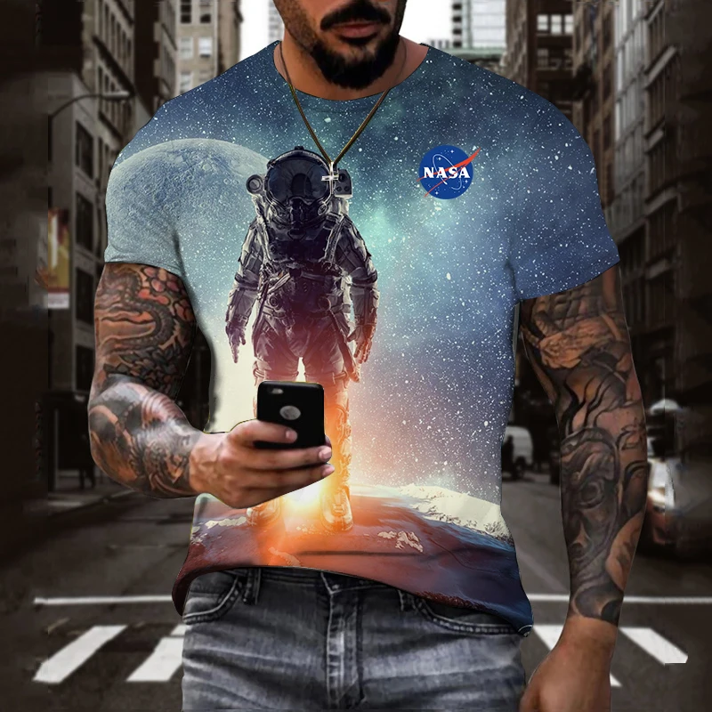 

Футболка мужская оверсайз с рисунком астронавта, повседневный топ с коротким рукавом и круглым вырезом, одежда в уличном стиле