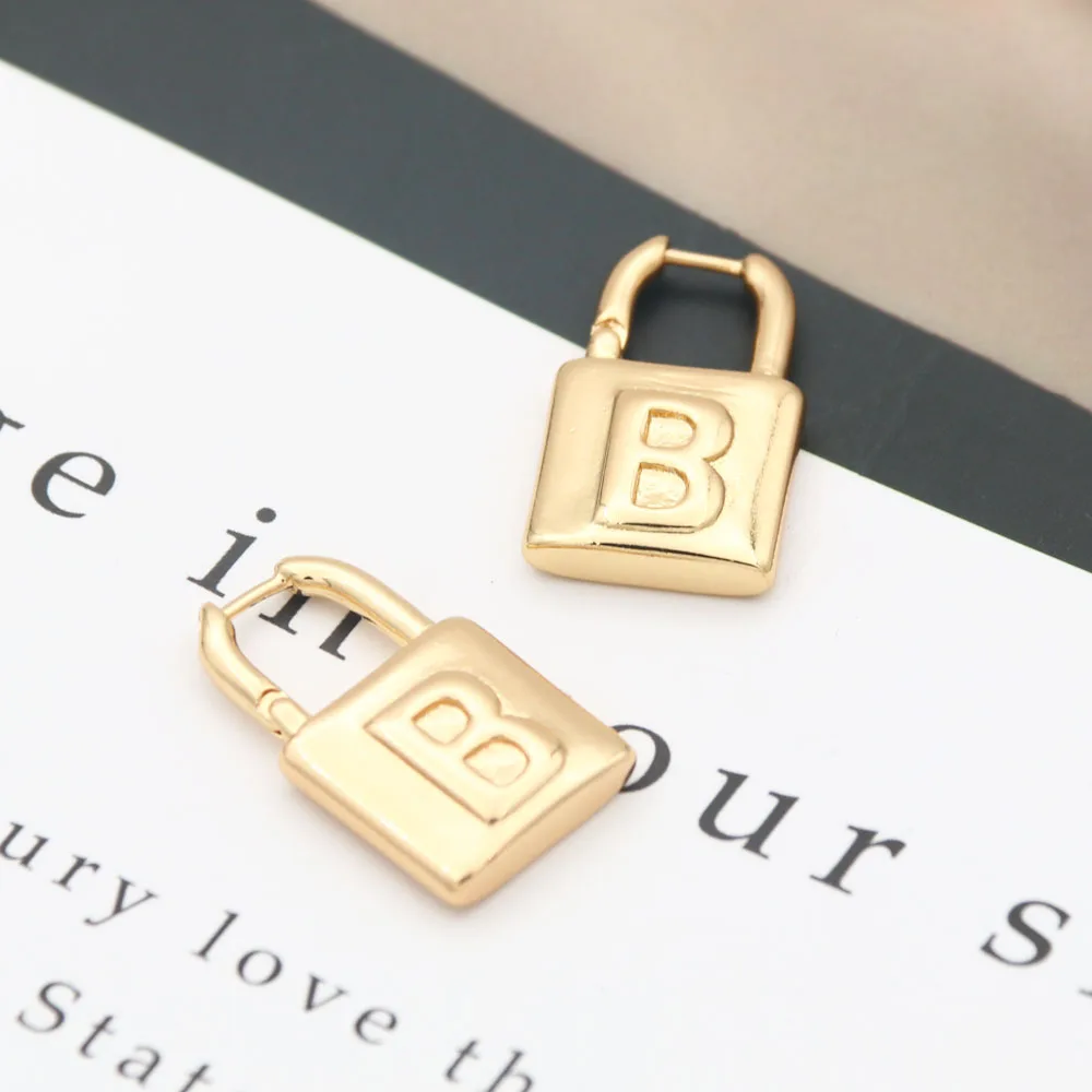 

Fashion Punk Heavy Metal Letter B Lock Earrings Vintage Chunky Simple Dangle Earrings for Women Men Party Jewelry