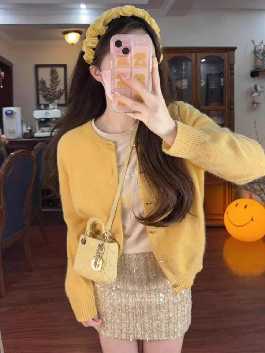 Женский трикотажный кардиган с длинным рукавом завышенной талией