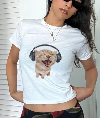 Silly Cat With Headphones детская футболка