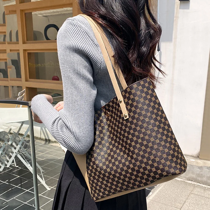 

Сумка-тоут из искусственной кожи для женщин, вместительный саквояж для покупок, простая Дамская дизайнерская сумочка на плечо с ручками, Ли...