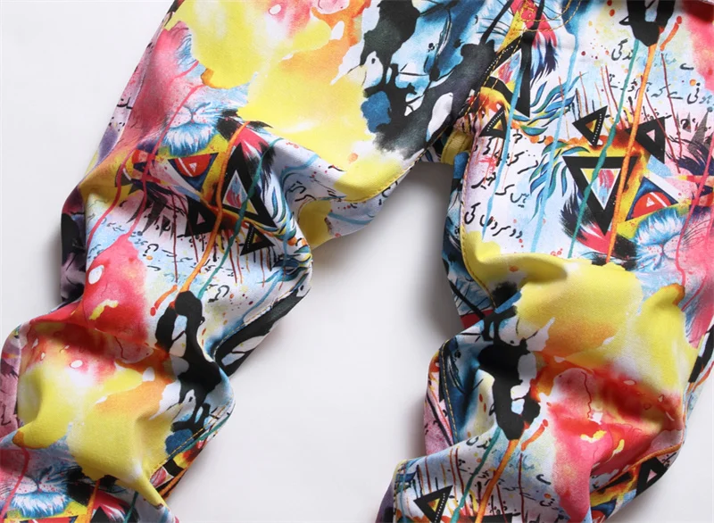 Men's Colorful Graffiti Printed Jeans Y2K Colorful Slim Fit Tapered Elastic Casual Pants Fashion Street Clothing Small Foot Pant