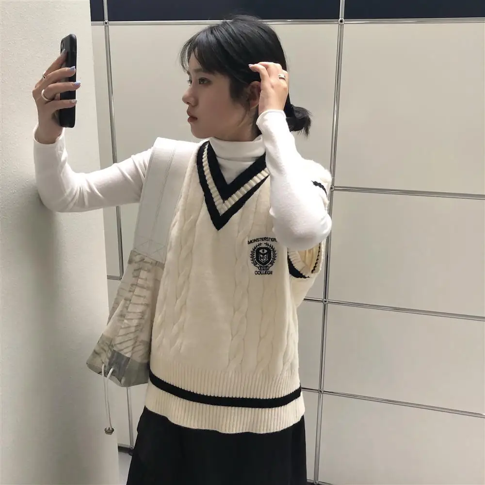 Осенне-зимний Шикарный ретро-свитер без рукавов с V-образным вырезом и вышивкой