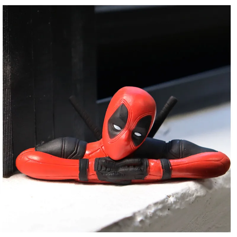Мини фигурка Deadpool MINISO