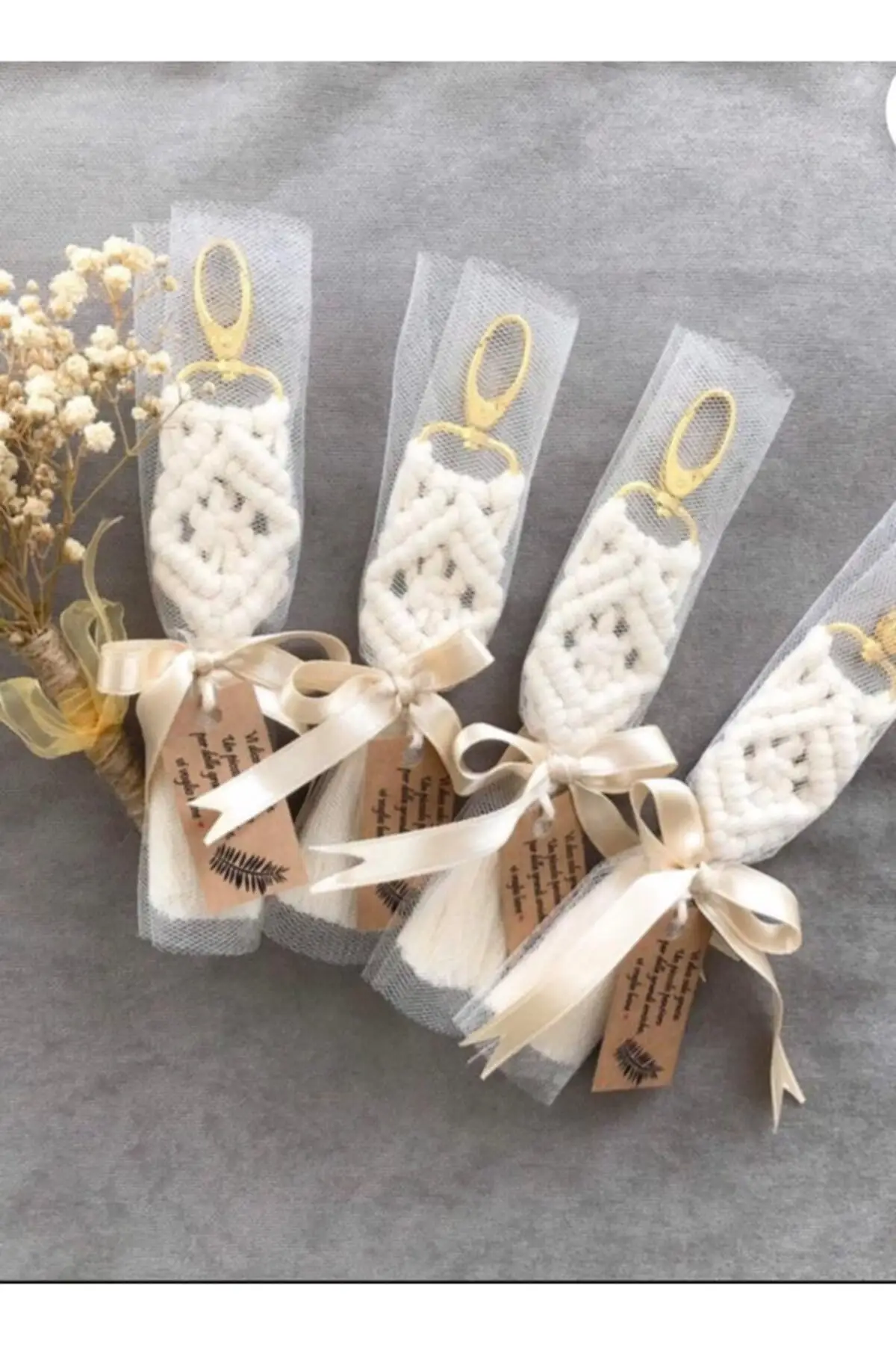 

Düün nia promise gift Cream Macrame Keychain (20 PCs)