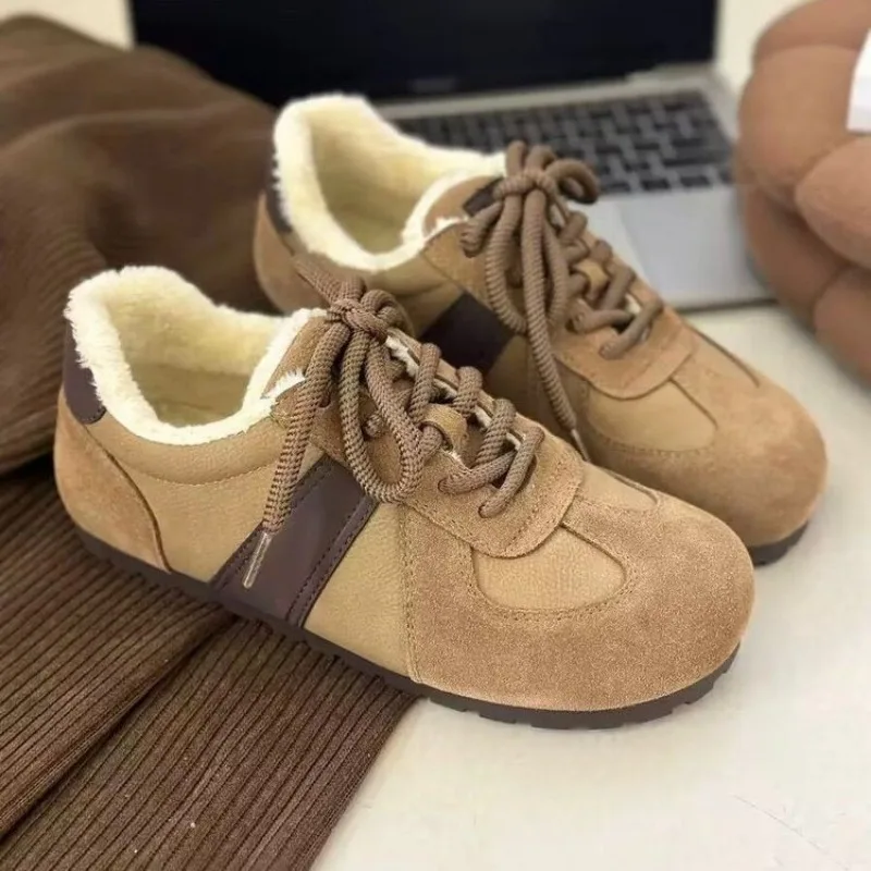 Новинка 2024 весенне-осенние легкие кроссовки на толстой подошве для женщин