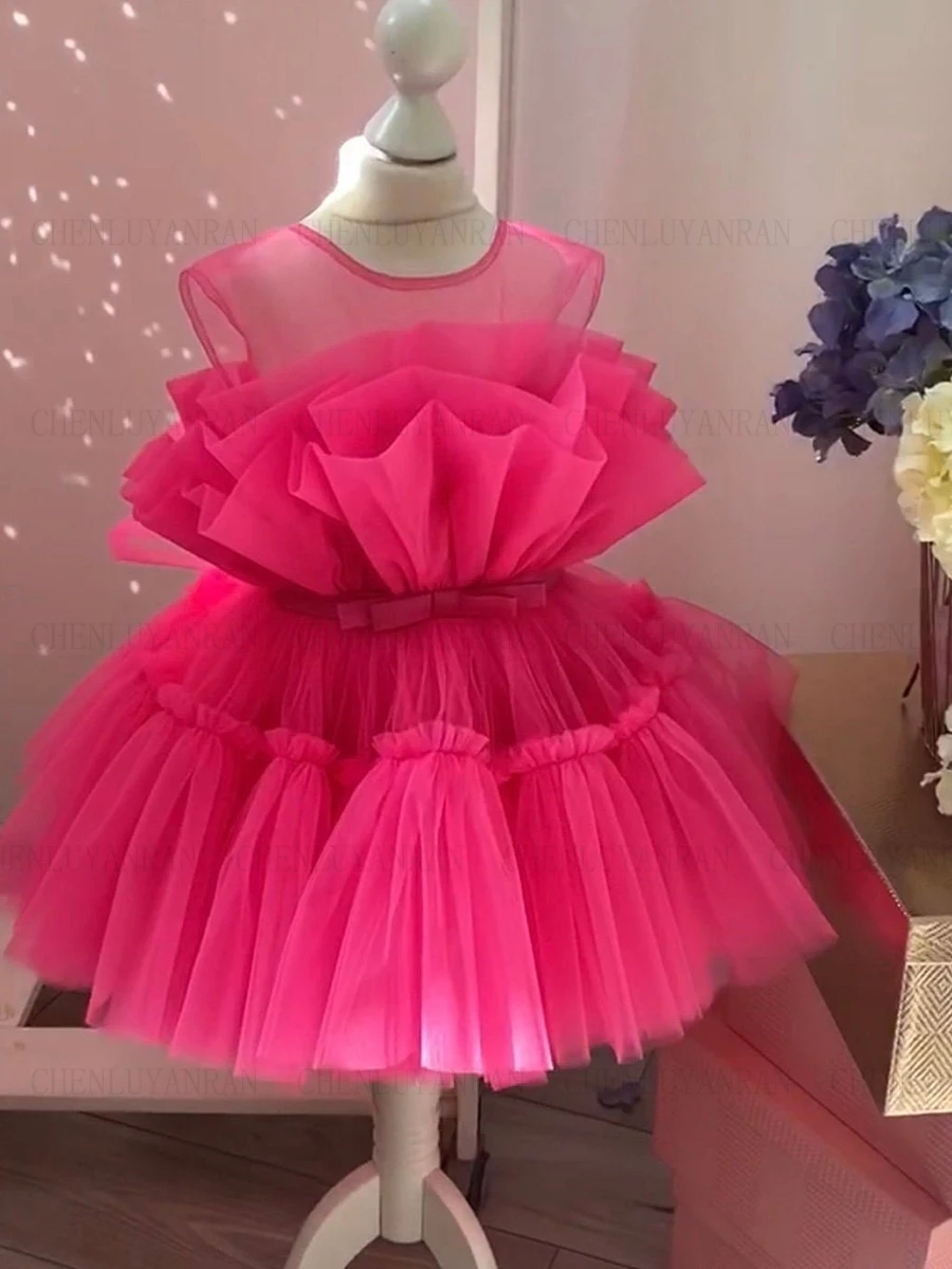

Tulle Puffy Flower Girl Dress O-Neck A-Line Girls Princess Wedding Party Dress Short Tiered Hot Pink First Communion Gown Dress
