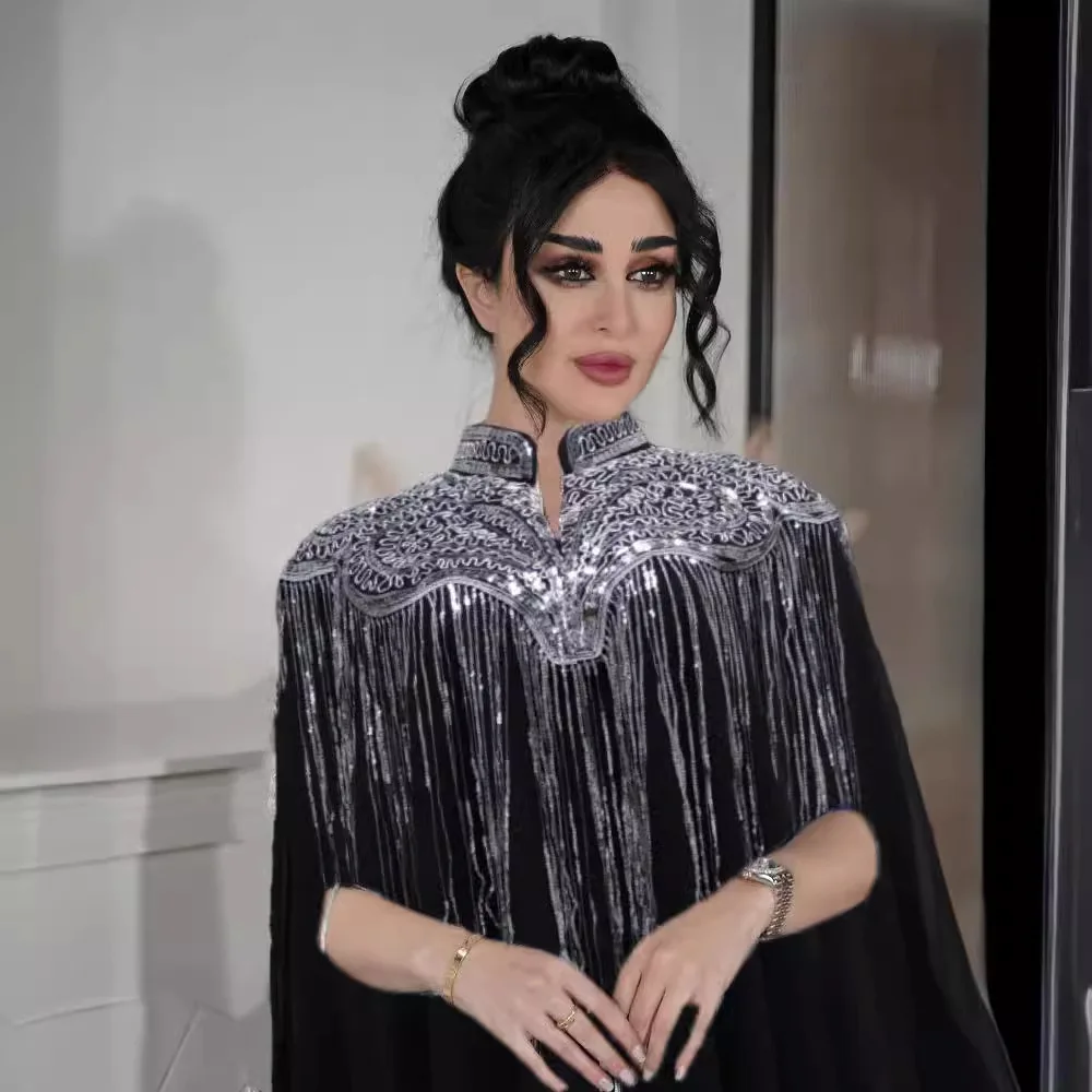 Коллекция 2024 года яркий женский костюм из двух частей в стиле Саудовской Аравии