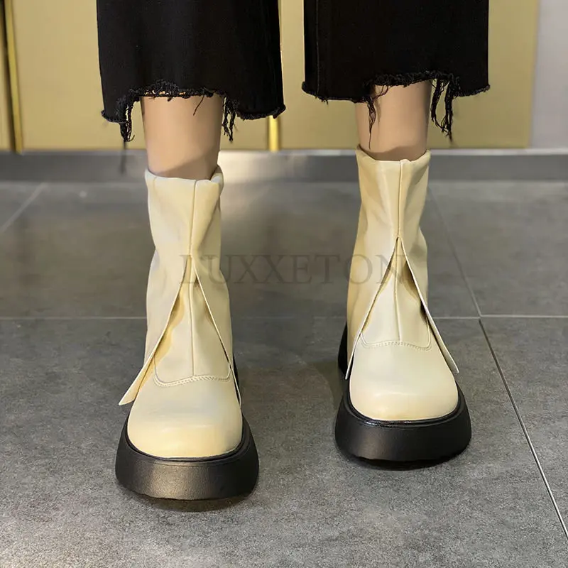 

Новинка Осень-зима 2022, модные спортивные ботинки мартинсы на толстой подошве без рукавов со шнуровкой, повседневная женская обувь