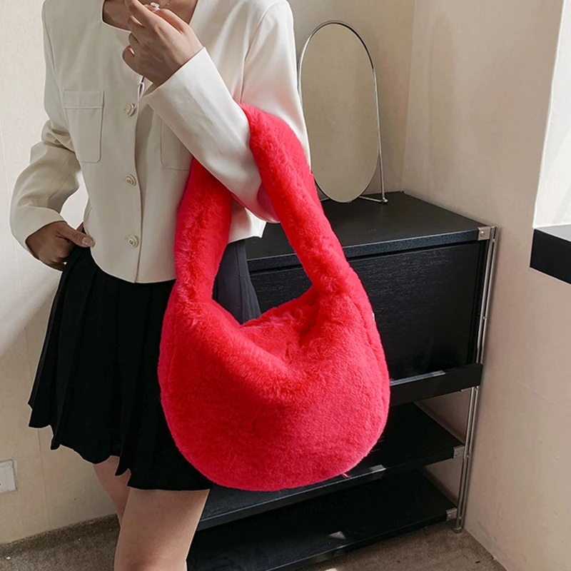 

Простая дизайнерская женская мягкая плюшевая сумка-хобо, сумки на плечо, зимний меховой женский клатч, сумочка, модная женская сумка под подмышку