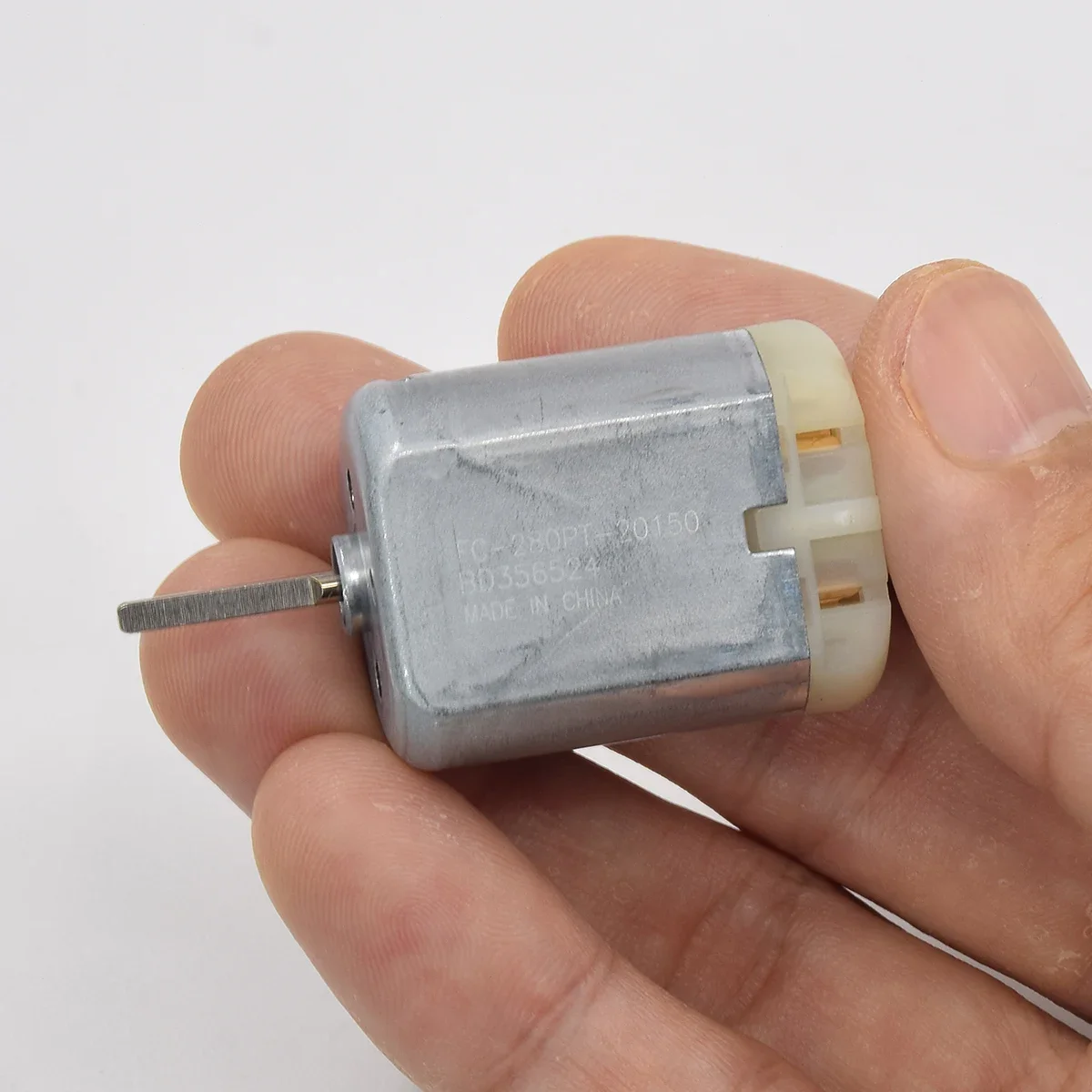 

Двигатель Mabuchi FC-280PT-20150 12В