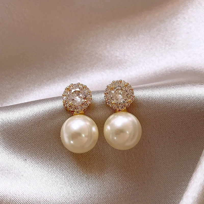 Серьги-гвоздики женские прозрачные с искусственным жемчугом простые украшения в