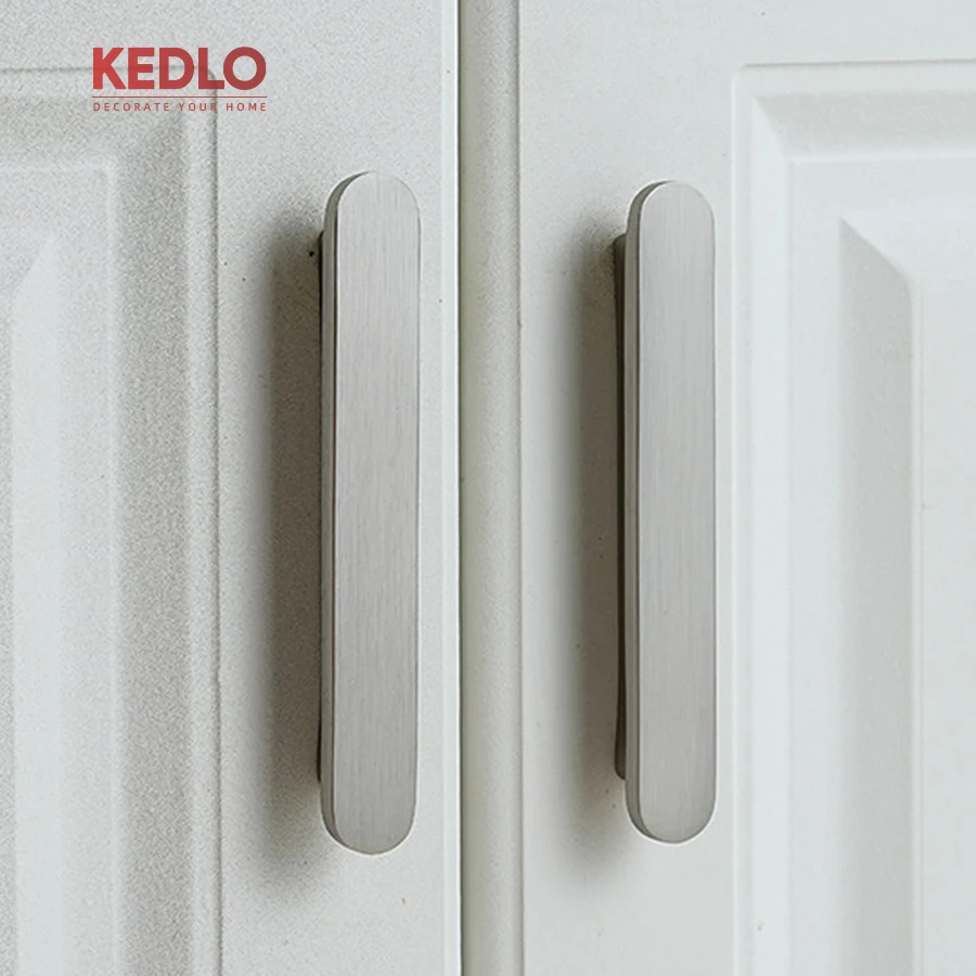 Фото Ручка для кухонного шкафа KEDLO из цельной латуни, простая, с матовым никелевым покрытием, плоская, серебристая, матовая. №5