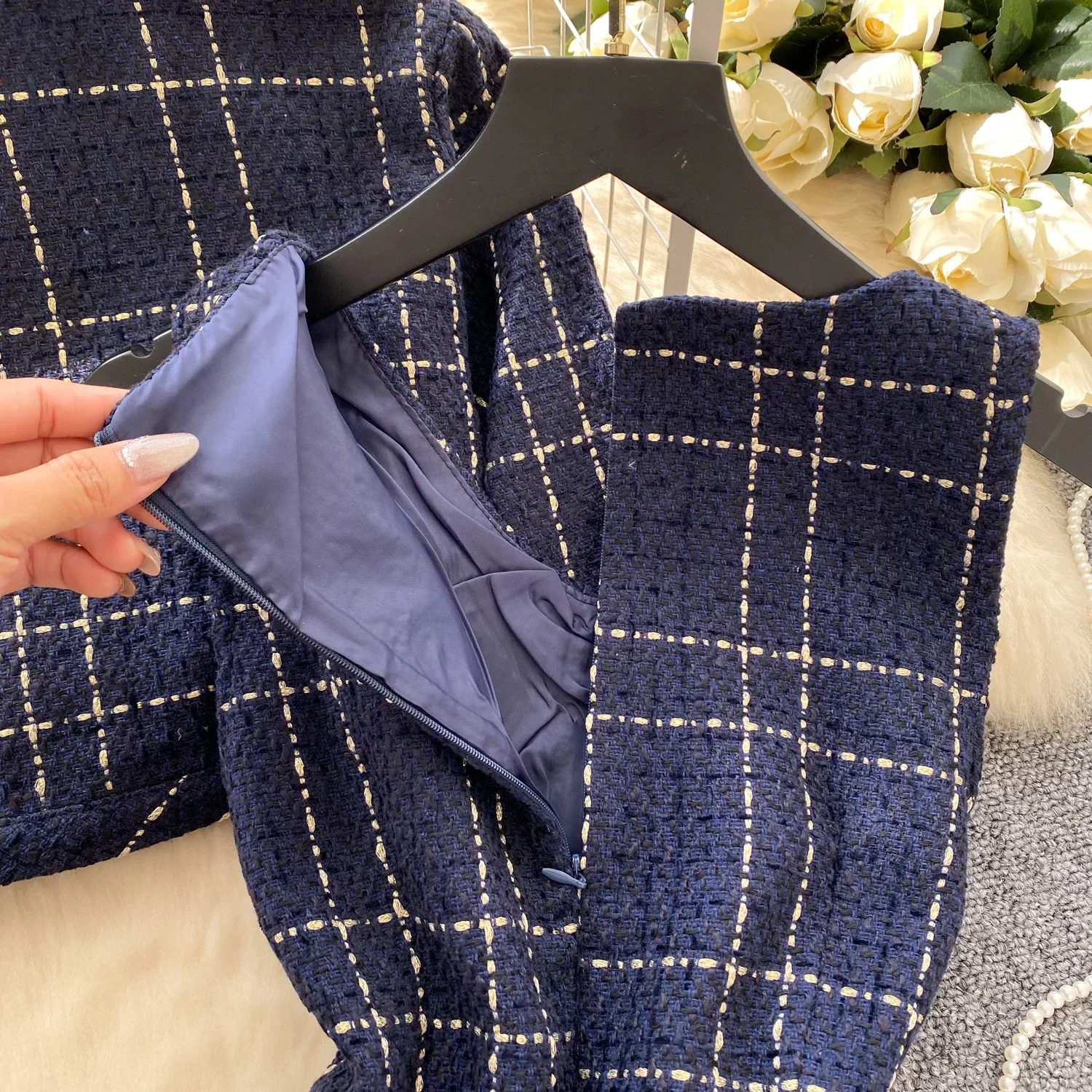 Женский клетчатый комплект из двух предметов облегающий однобортный жакет с